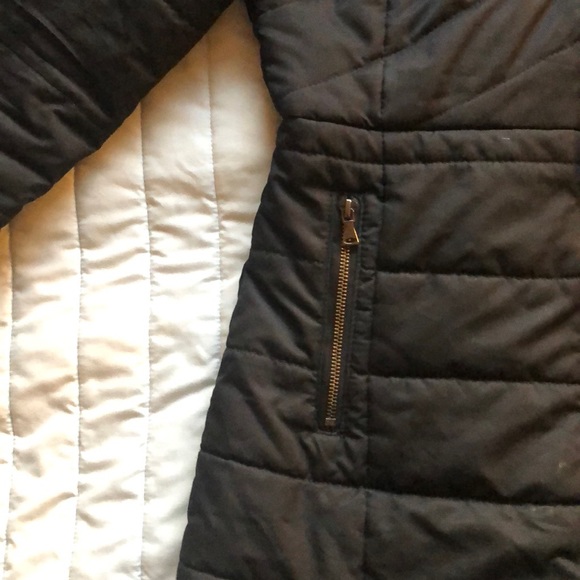 Black quilted puffer winter coat - Picture 5 of 7